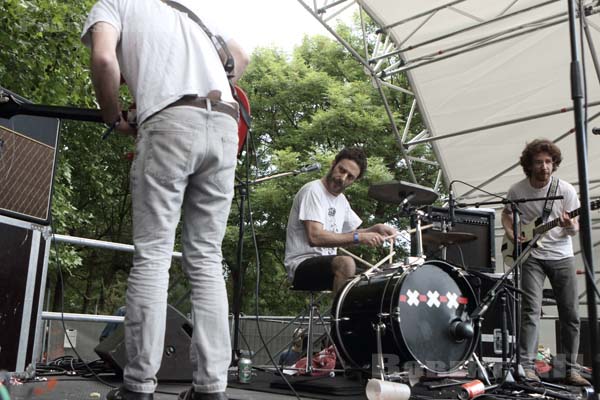 PIERRE ET BASTIEN - 2015-05-24 - PARIS - Parc de la Villette - 